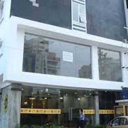 La Riviera Suites Madhapur Hyderabad Eksteriør bilde