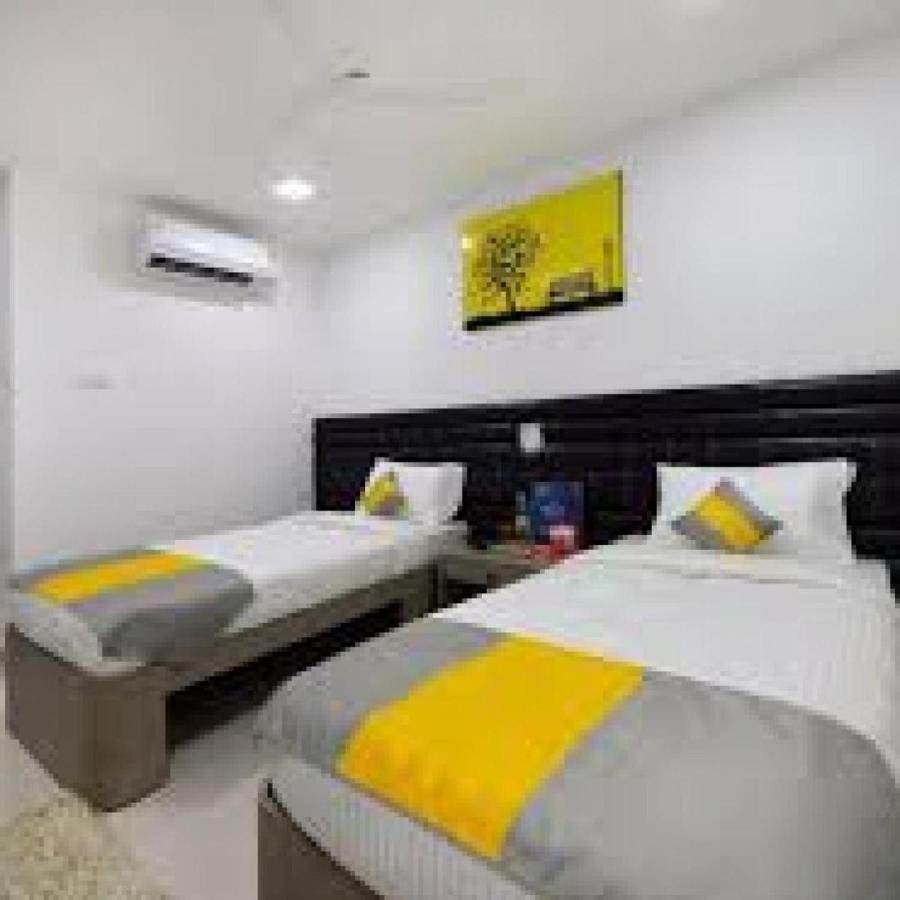 La Riviera Suites Madhapur Hyderabad Eksteriør bilde